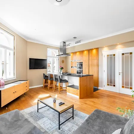 Cozy Place With Wonderful View Apartment Prag
